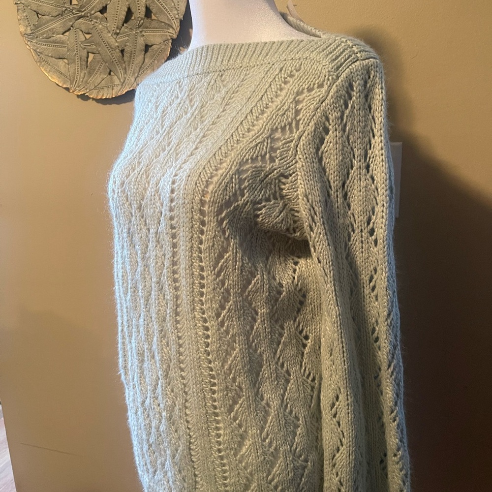 ⭐️NWT! LOFT light green cable knit sweater size M